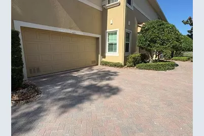 1425 Emerald Dunes Drive #17, Sun City Center, FL 33573 - Photo 2