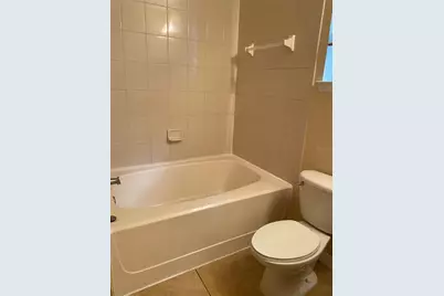 10111 Courtney Palms Boulevard #201, Tampa, FL 33619 - Photo 16