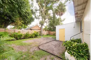 1840 51st St S, Gulfport, FL 33707 - Photo 6