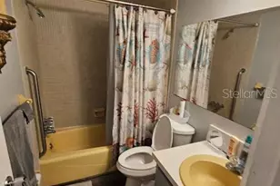 4565 Duhme Rd, Saint Petersburg, FL 33708 - Photo 6