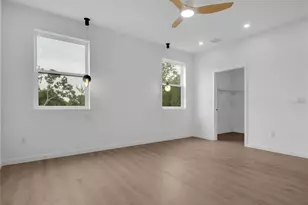 2114 4th St S, Saint Petersburg, FL 33705 - Photo 34