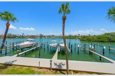 3111 Pass A Grille Way #110, Saint Petersburg, FL 33706 - Photo 20