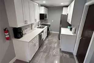 5702 27th Ave S, Gulfport, FL 33707 - Photo 6