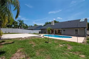 2608 Berryvine Pl, Valrico, FL 33596 - Photo 36