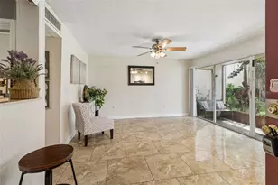 3841 S Lake Dr, Tampa, FL 33614 - Photo 4