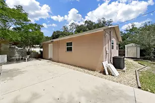 1514 E North Bay St, Tampa, FL 33610 - Photo 14