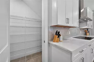 8910 Drummer Plank Dr, Wesley Chapel, FL 33545 - Photo 22