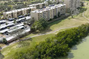 2617 Cove Cay Dr, Clearwater, FL 33760 - Photo 36
