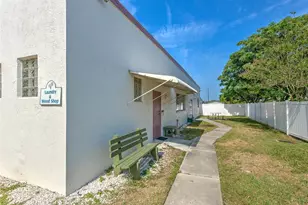 4313 Tahitian Gardens Cir, Holiday, FL 34691 - Photo 40