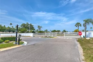 4313 Tahitian Gardens Cir, Holiday, FL 34691 - Photo 28