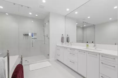 301 1st Street S #1204, Saint Petersburg, FL 33701 - Photo 14