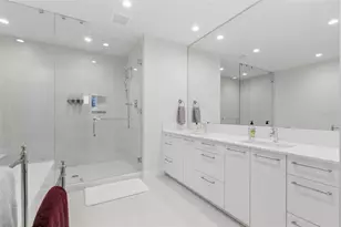 301 1st St S, Saint Petersburg, FL 33701 - Photo 14