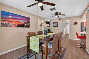 2221 Colonial Dr, Dunedin, FL 34698 - Photo 14