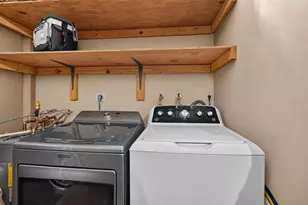 2221 Colonial Dr, Dunedin, FL 34698 - Photo 22