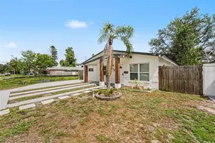 1778 New Hampshire Ave NE, Saint Petersburg, FL 33703 - Photo 8