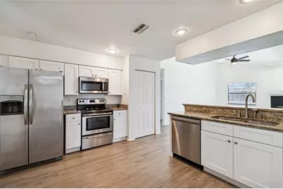 11903 Steppingstone Boulevard, Tampa, FL 33635 - Photo 12