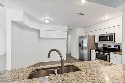 11903 Steppingstone Boulevard, Tampa, FL 33635 - Photo 16