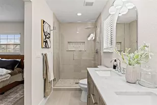 4610 W Ballast Point Blvd, Tampa, FL 33611 - Photo 30