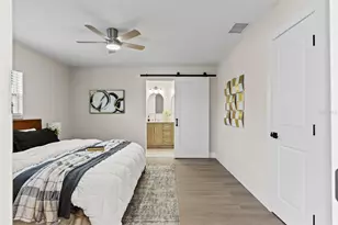 4610 W Ballast Point Blvd, Tampa, FL 33611 - Photo 24