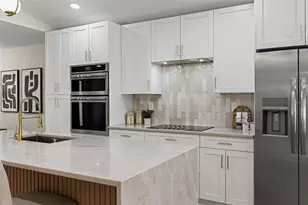 4610 W Ballast Point Blvd, Tampa, FL 33611 - Photo 14