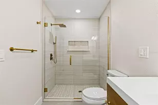 4610 W Ballast Point Blvd, Tampa, FL 33611 - Photo 36