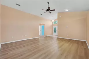 6431 Taylor Ct, New Port Richey, FL 34653 - Photo 4