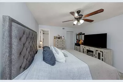 3130 Bentley Drive, Palm Harbor, FL 34684 - Photo 18