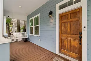 212 W Hilda St, Tampa, FL 33603 - Photo 2