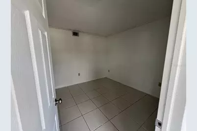4600 Marine Parkway #104, New Port Richey, FL 34652 - Photo 28