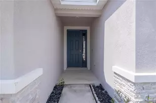 1215 Ocean Spray Dr, Ruskin, FL 33570 - Photo 4