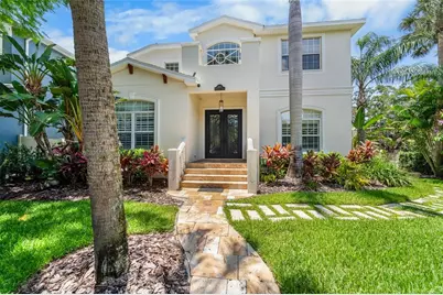 4802 W Beachway Drive, Tampa, FL 33609 - Photo 2