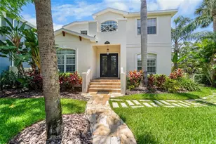 4802 W Beachway Dr, Tampa, FL 33609 - Photo 2