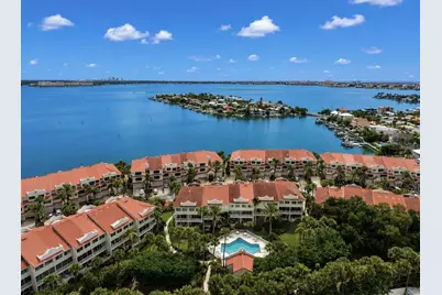 4639 Mirabella Court, Saint Pete Beach, FL 33706 - Photo 20