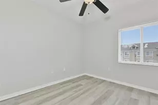 6437 Cypressdale Dr, Riverview, FL 33578 - Photo 12