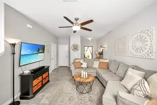 2148 Golden Falcon Dr, Ruskin, FL 33570 - Photo 6