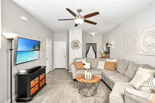 2148 Golden Falcon Dr, Ruskin, FL 33570 - Photo 8