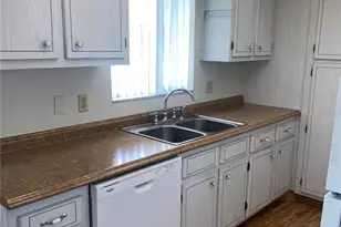 11224 82nd Ave, Seminole, FL 33772 - Photo 6