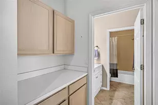 10737 Ayrshire Dr, Tampa, FL 33626 - Photo 20