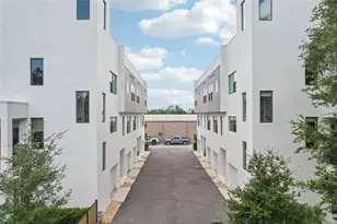 312 15th St N, Saint Petersburg, FL 33705 - Photo 36