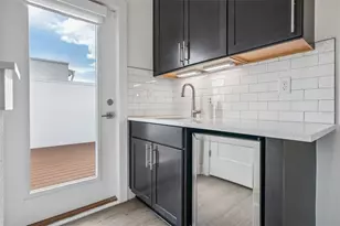 312 15th St N, Saint Petersburg, FL 33705 - Photo 26