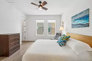 312 15th St N, Saint Petersburg, FL 33705 - Photo 20