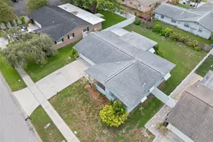 965 Santa Monica Dr, Dunedin, FL 34698 - Photo 32