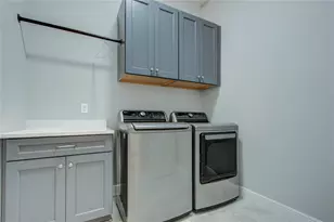 855 39th Ave N, Saint Petersburg, FL 33703 - Photo 30