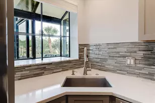 2073 Skimmer Ct W, Clearwater, FL 33762 - Photo 14