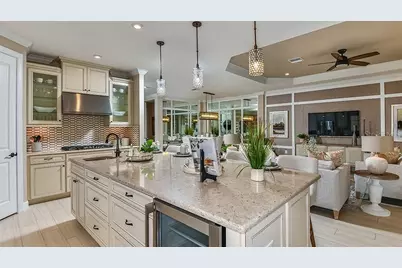 3912 Masaniello Way, Wesley Chapel, FL 33543 - Photo 8