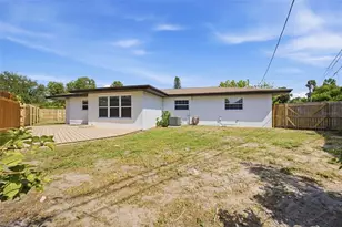 2051 Magnolia Dr, Clearwater, FL 33764 - Photo 40