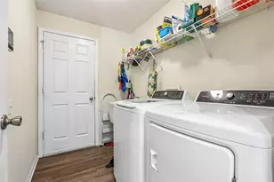 2206 Wooden Shoe Way, Plant City, FL 33567 - Photo 30