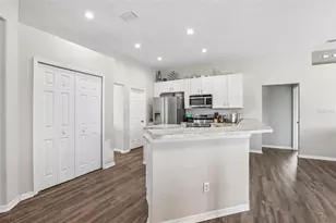 2206 Wooden Shoe Way, Plant City, FL 33567 - Photo 10