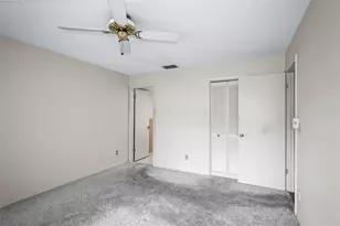 2556 Royal Pines Cir, Clearwater, FL 33763 - Photo 24