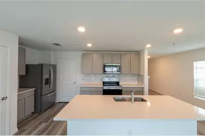 4409 Sand Dollar Way, Zephyrhills, FL 33541 - Photo 24